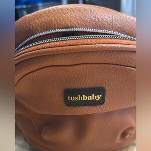 Tushbaby hip carrier